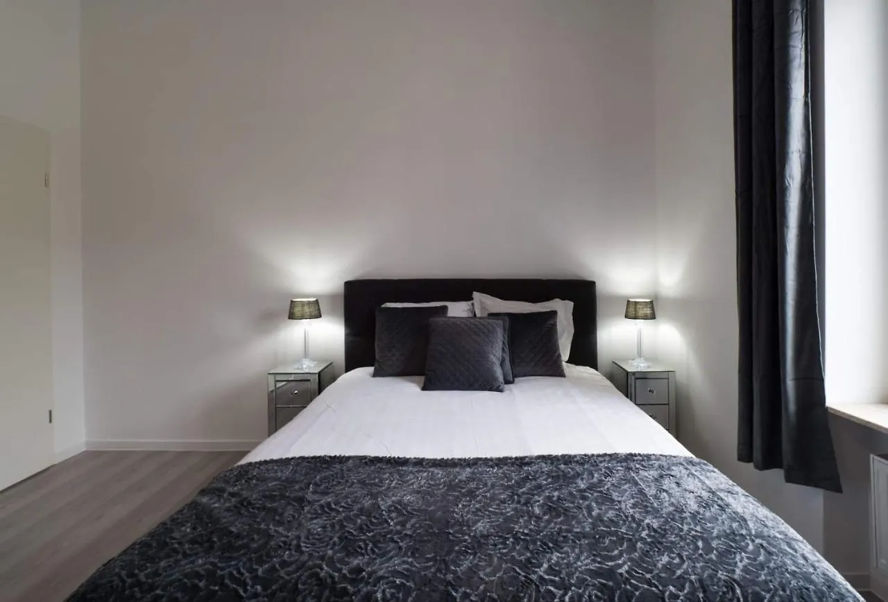 Executive Double Room With En-Suite City Centre In Guest House R1 Luxembourg Luxembourg