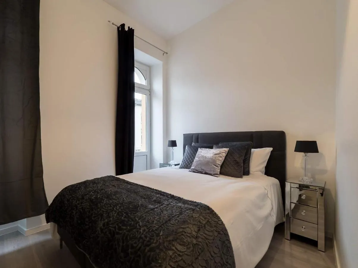 Executive Double Room With En-Suite City Centre In Guest House R1 Luxembourg